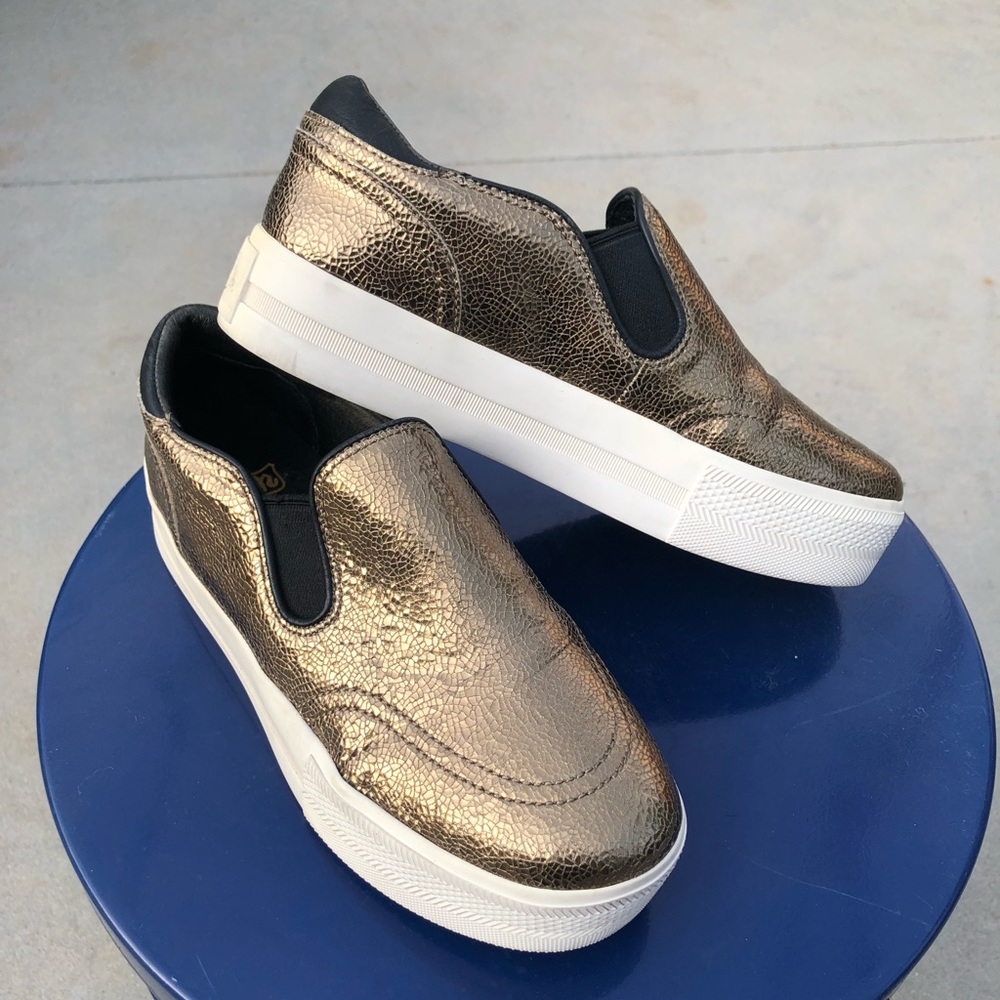 ASH Jungle LIKE NEW• Platform Gold Sneaker•